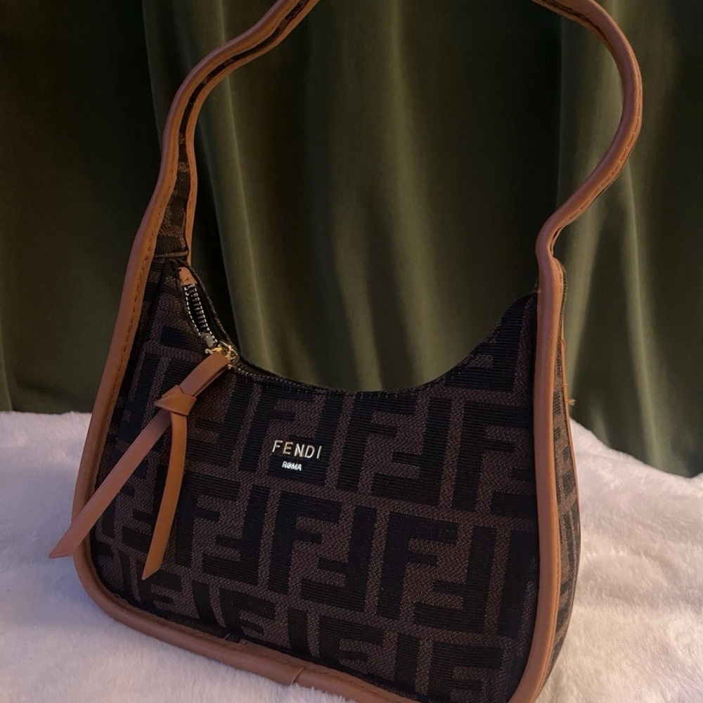 Fendi Black and Tan Shoulder Bag